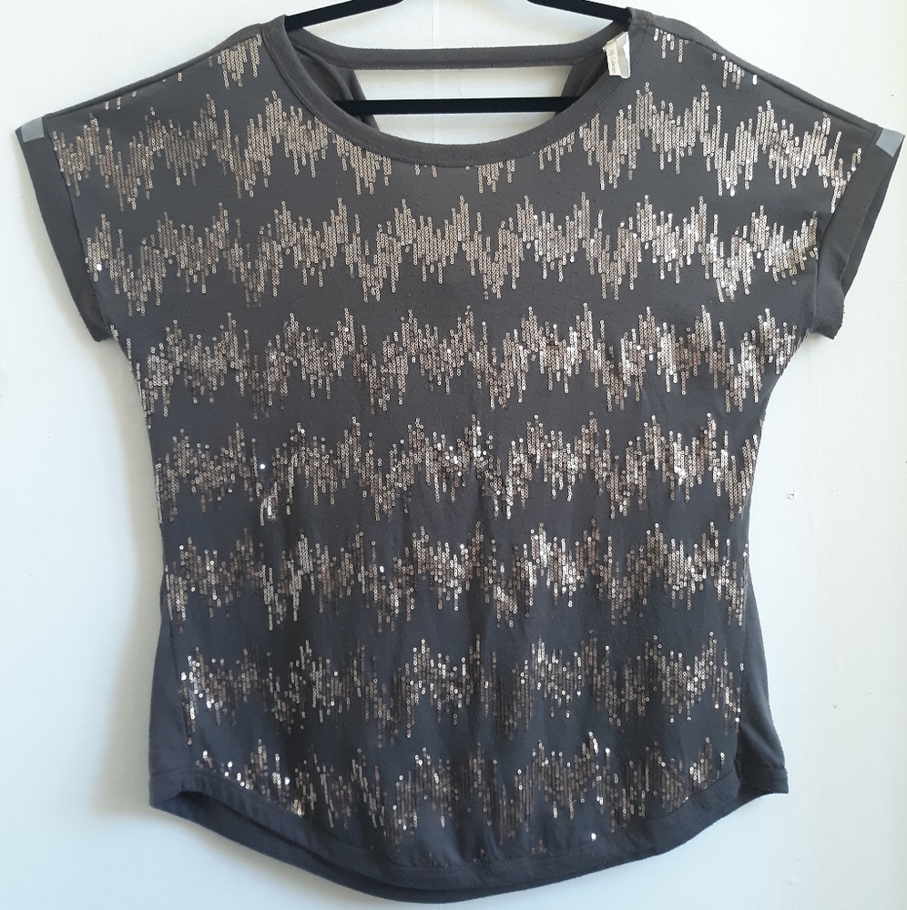 ToTo Collection Silver sequin Cap sleeve Tee